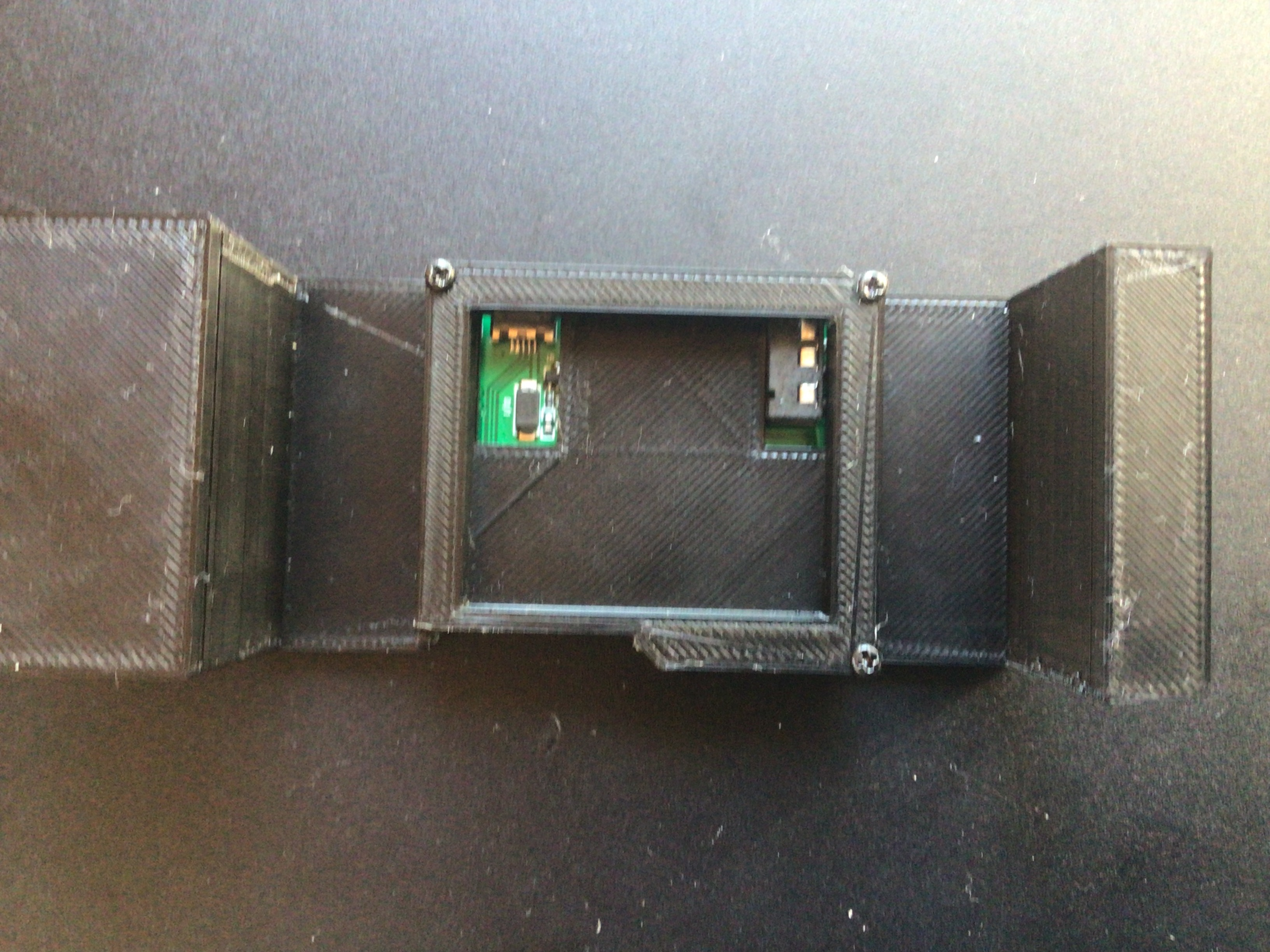 mediacaseback